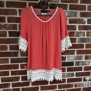 Umgee Coral Cottagecore Tunic Top M USA Cream Crochet Lace Sleeves and Hem